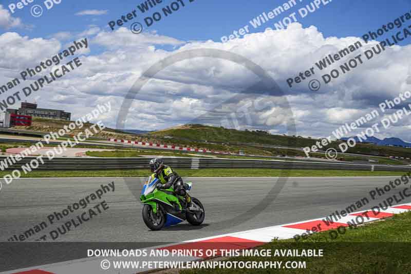cadwell no limits trackday;cadwell park;cadwell park photographs;cadwell trackday photographs;enduro digital images;event digital images;eventdigitalimages;navarra;no limits trackdays;peter wileman photography;racing digital images;trackday digital images;trackday photos